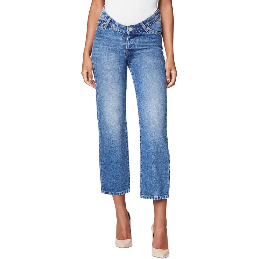 imageBLANKNYC Womens Medium Denim Five Pocket Straight Leg Jean with V Shape WaistbandJeansIn My Head