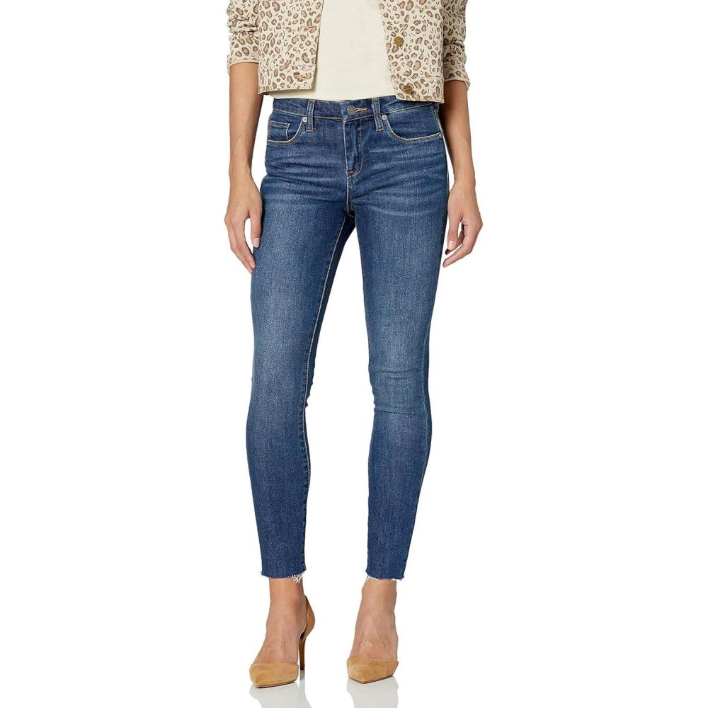 imageBlank NYC Bluffin Skinny JeanBluffin