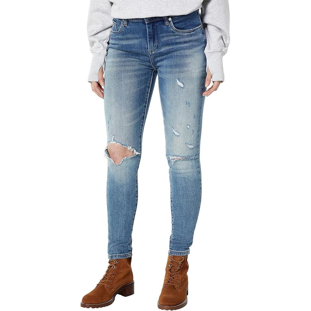 image:imageBLANKNYC Womens Luxury Clothing Stylish MidRise Skinny Jeans Fashionable Denim Comfortable amp Stylish Pants The BondComing in Hot